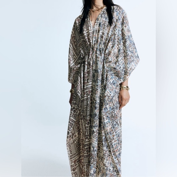 Hm silk blend graphic print kaftan dress xs-s
